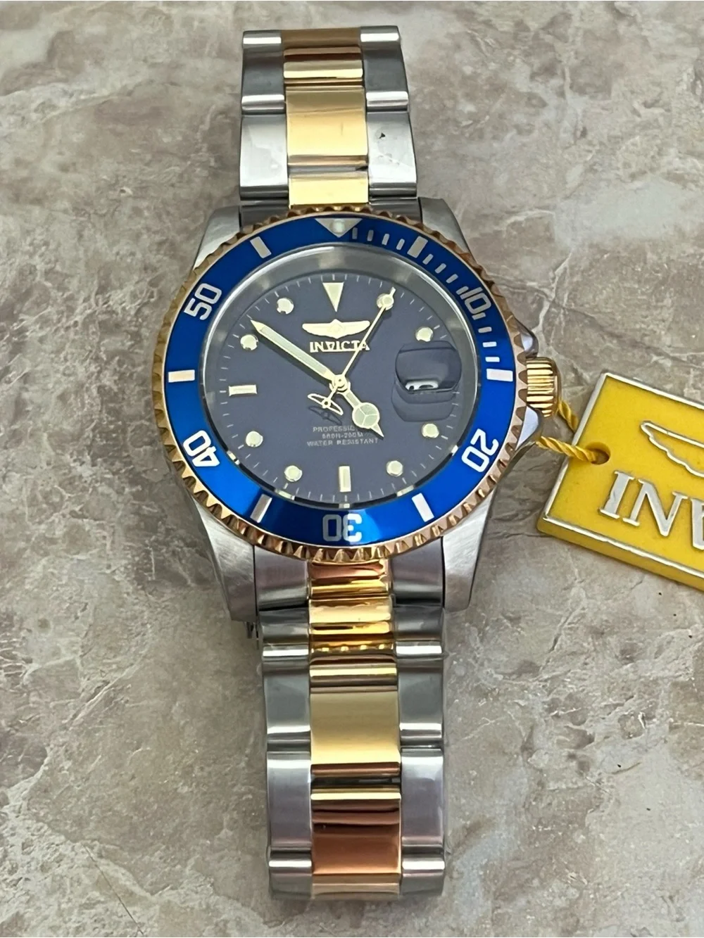 Invicta PRO Diver Men’s Watch Model (26972) Silver and Blue Color